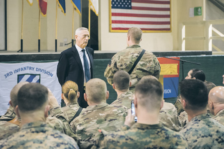 Американских морских пехотинцев научат воевать с Россией