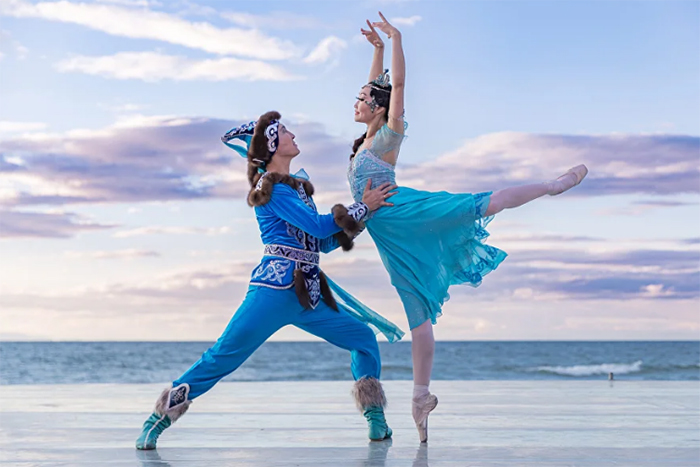Уникальный балет на берегу Байкала