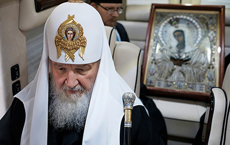 Патриарх Кирилл против «информационных раскольников»