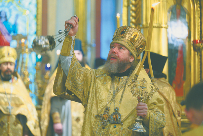 Синод РПЦ удалил от центра принятия решений трех влиятельных митрополитов