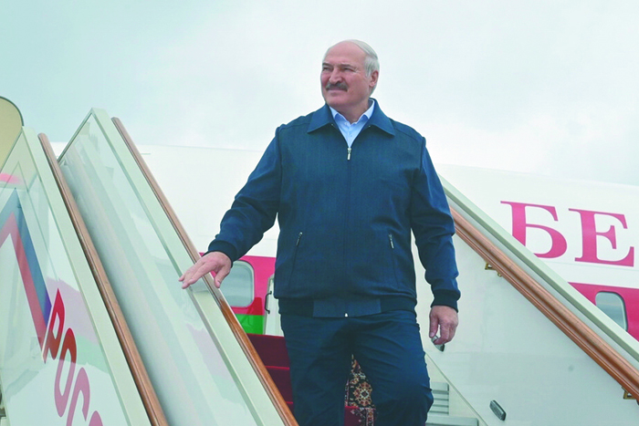 Сверхъядерное оружие поможет Лукашенко остаться вечным президентом