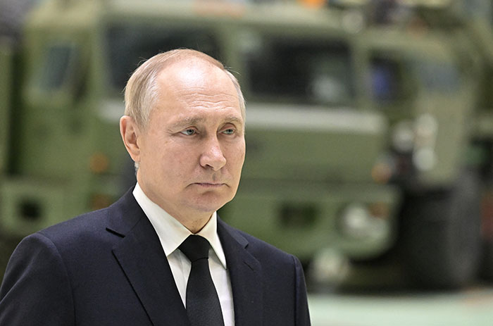 Президент РФ пообещал работникам оборонки отсрочку от призыва