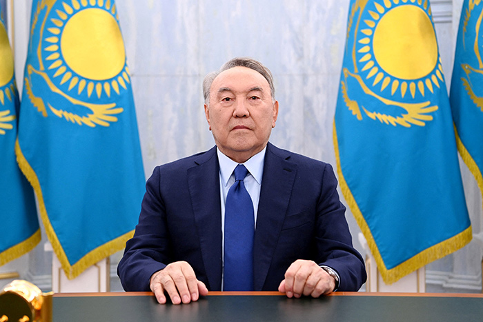 Назарбаев признал победу Токаева