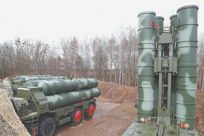 Отношения Москвы и Пекина испытываются зенитно-ракетными комплексами