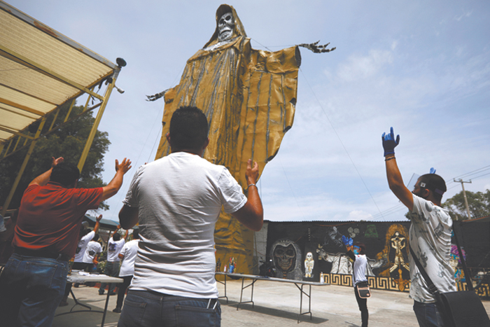 Святая Смерть подкосила католиков Мексики