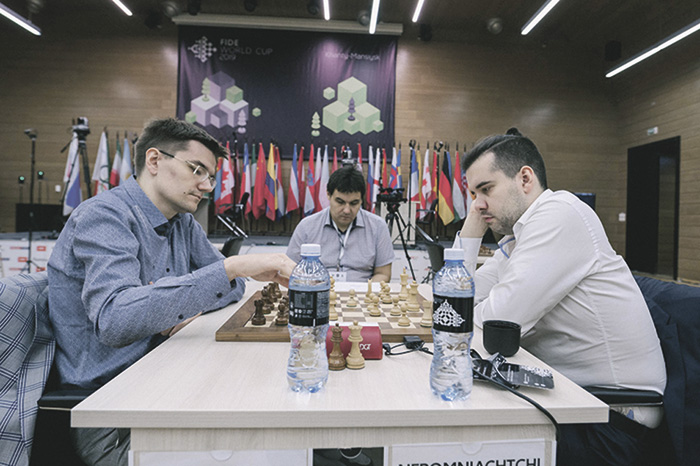 Борьбу за Кубок мира  по шахматам продолжают пятеро россиян