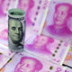 Китайская торговля успешно обходит доллары и евро