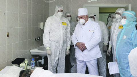 Лукашенко коронавирус не страшен