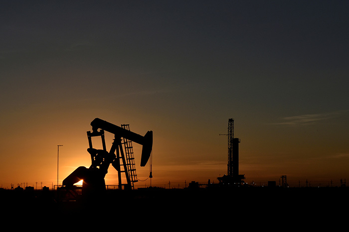 Нефтяным экспортерам угрожает новое снижение спроса