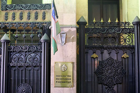 В посольствах Узбекистана появится атташе по миграции...