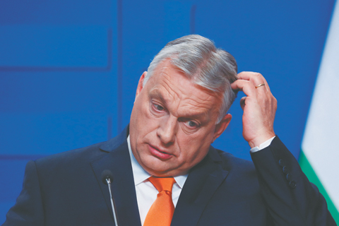 В ЕС советуют Орбану не слишком активно выступать за Россию