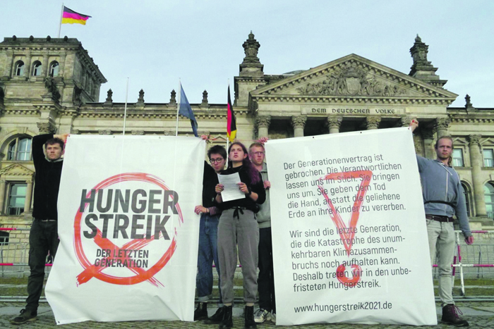 Экологи объявили голодовку у стен Бундестага