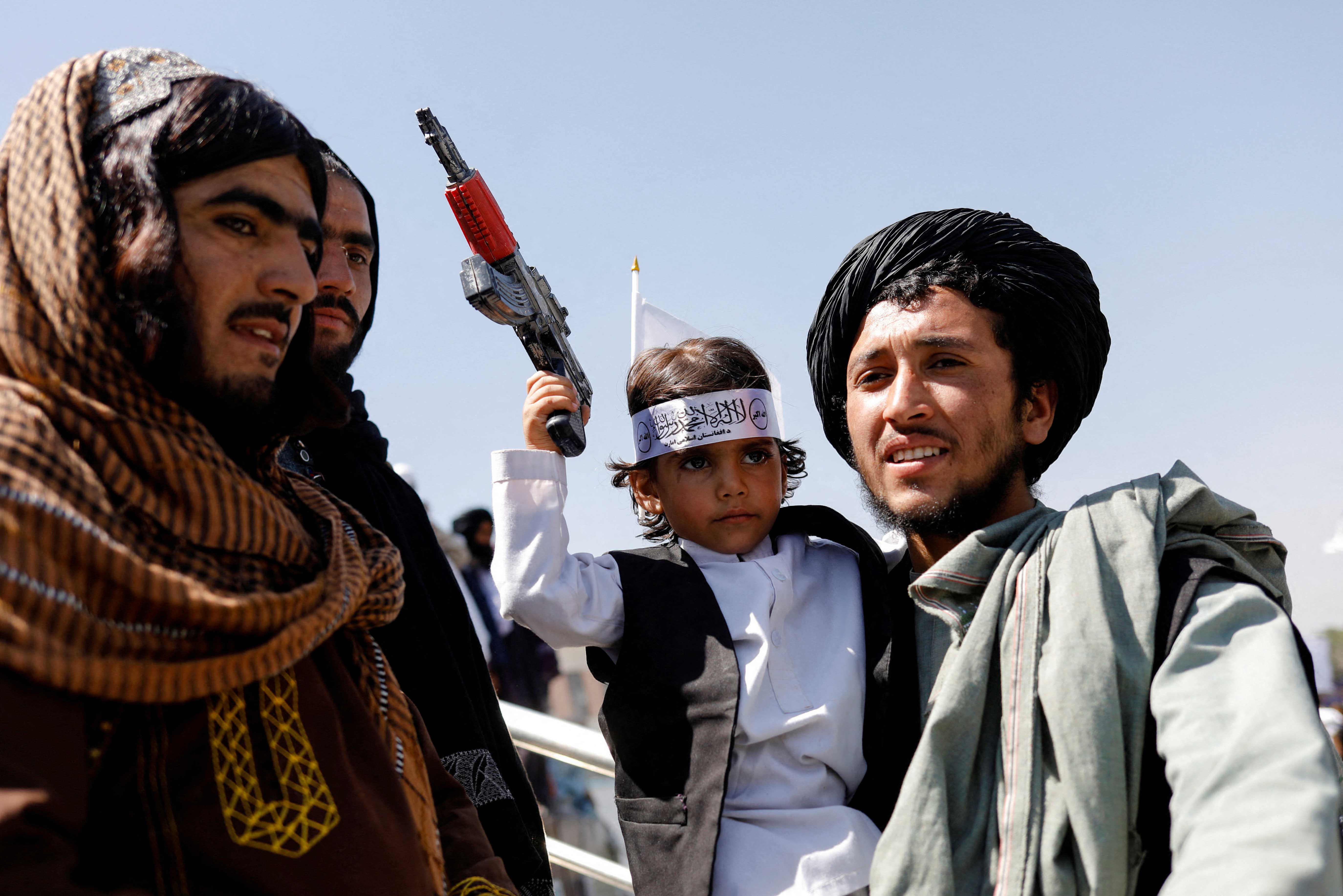 В Афганистане оформляется диктатура религиозного ордена