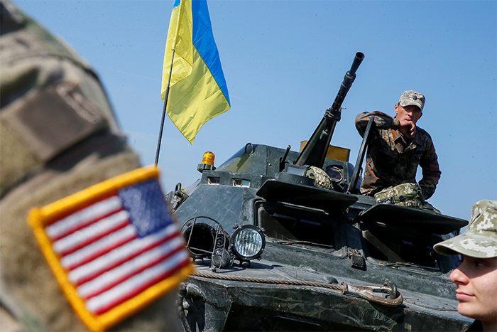 США зондируют танками перспективу бесполетной зоны в Украине