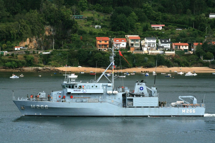 Зачем в состав минной группы НАТО в Черном море входит корабль-разведчик