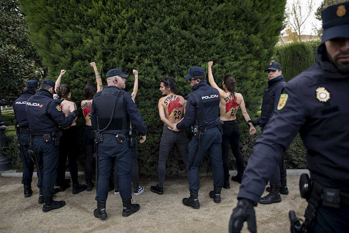 испания, франко, femen, протест