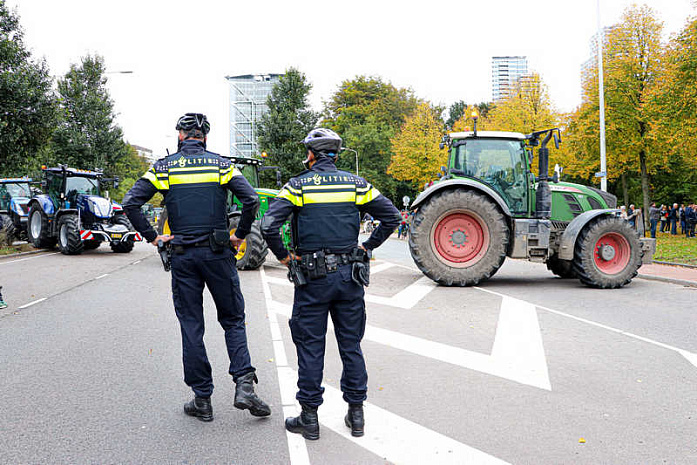 голландия, фермеры, протесты