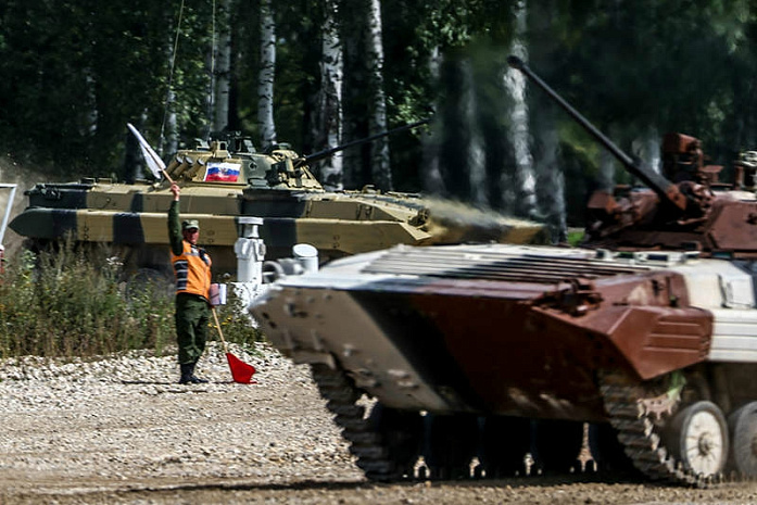 россия, армия, армейские игры, алабино, суворовский натиск, танковый биатлон