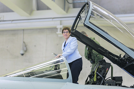 германия, министр обороны, Аннегрет Крамп-Карренбауэр, ядерное оружие, россия