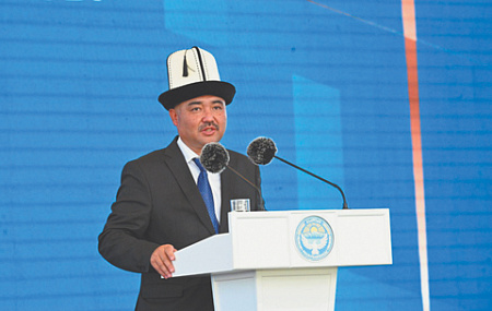киргизия, политика, власть, написание имен, кргизские имена