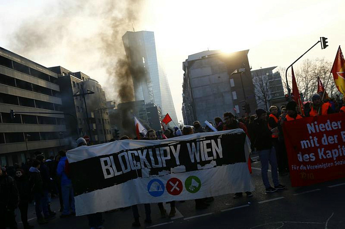 германия, протесты, европейский банк