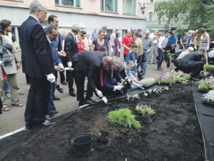 память, сад, политковская, москва