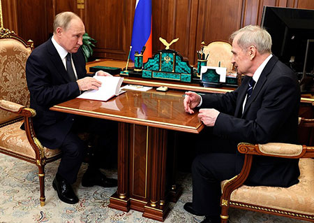 Путин и Зорькин обменялись удивлениями, власти объявили о борьбе со всеми диверсантами