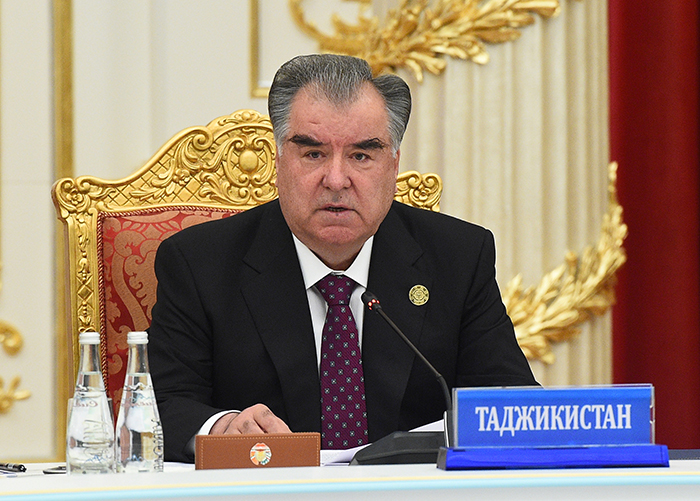 Рахмоновский Таджикистан становится слабым звеном для России