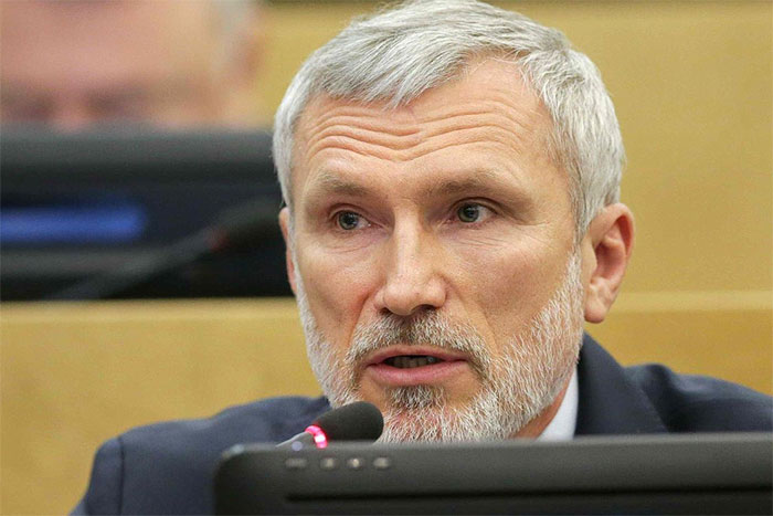 Для чего в российских СМИ вспоминают о "Родине"