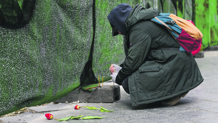 Впервые за 31 год у Мемориала жертвам 9 апреля в Тбилиси нет людей