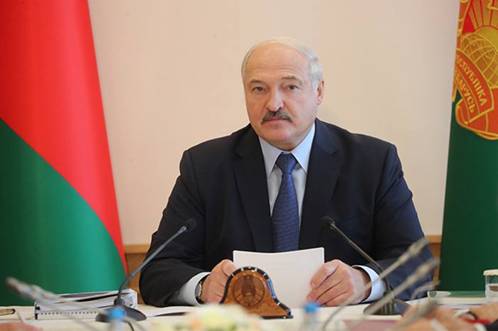 Лукашенко запретил повышать цены