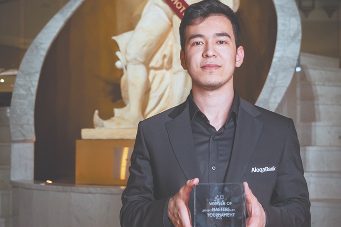 Нодирбек Абдусатторов выиграл супертурнир в Праге