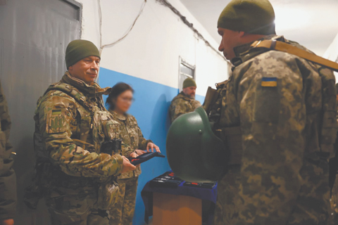 В Киеве уже начали воевать за места на будущем воинском кладбище