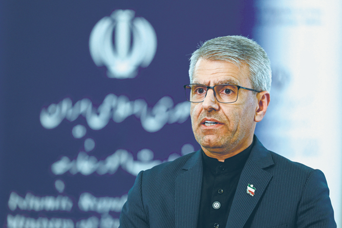 Иранское руководство отвергает ультиматум США