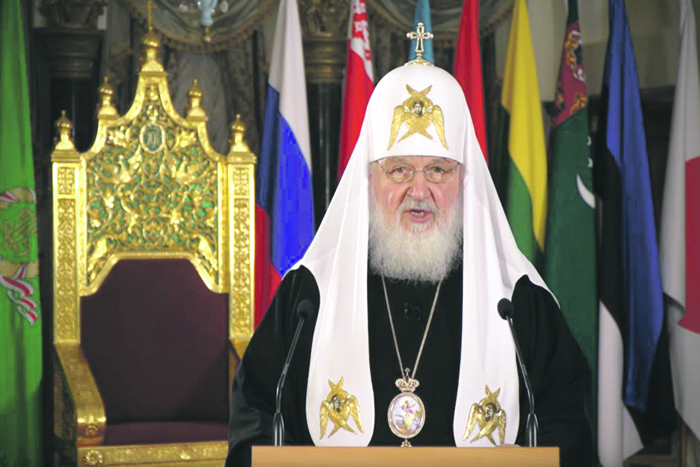Патриарх Кирилл требует изгнать бесов из школы