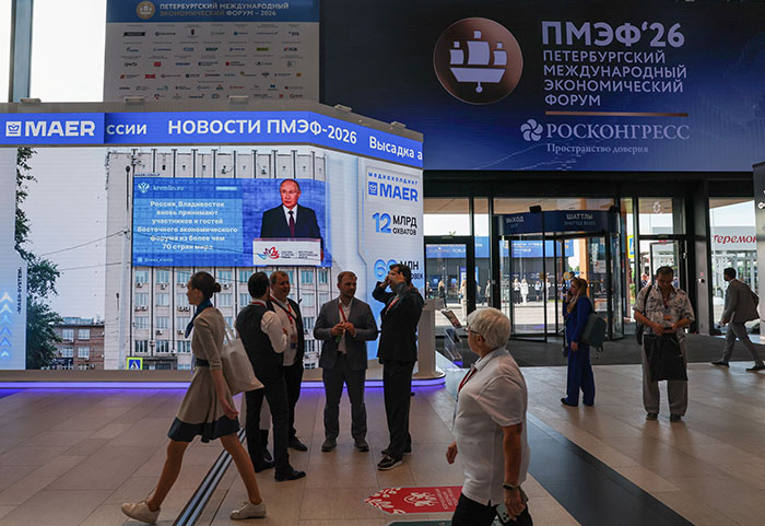 Мировая экономика от неустойчивости переходит в зону стратегических рисков 