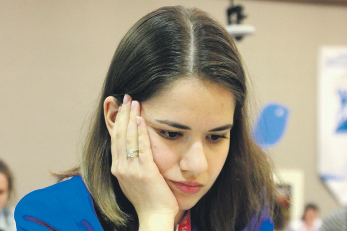 Россиянка Алина Кашлинская лидирует  на чемпионате Европы