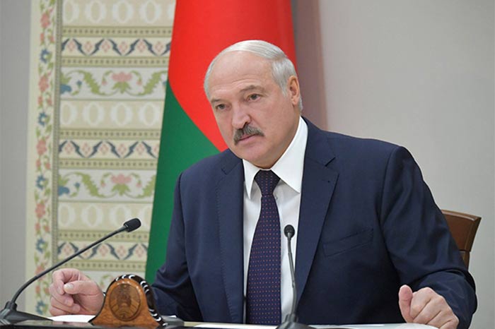 Лукашенко собирается защитить избирателей от пузатых буржуев