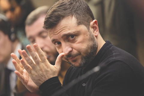 Большинство украинцев поддерживают переговоры о перемирии