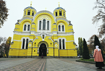 филарет денисенко, епифаний думенко, петр порошенко, владимир зеленский, недвижимость, суд, ликвидация, пцу, упц-кп