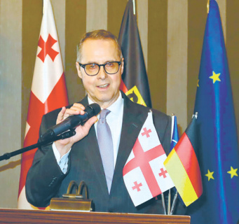 грузия, германия, дипломатический скандал, деятельность посла фрг, контакты с экстремистами, подстрекательство к ритуальной жертве, иранский сценарий