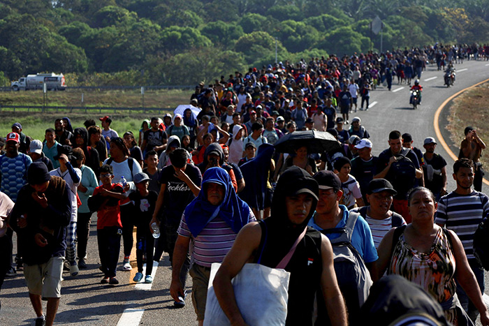 Байден может разрешить проблему миграции по методу Трампа