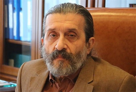 На ректора Высшей школы сценических искусств подали в суд и прокуратуру