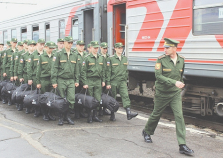 Россия и Украина разошлись и в подходе к комплектованию войск