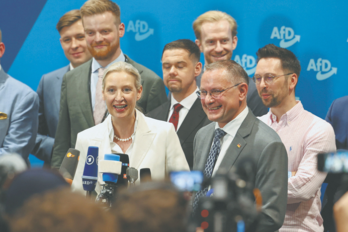 "Альтернатива для Германии" нацелилась на Берлин