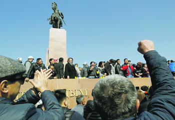 киргизия, беспорядки, безвластие, выборы, протест, переворот. президент, жээнбеков, парламент