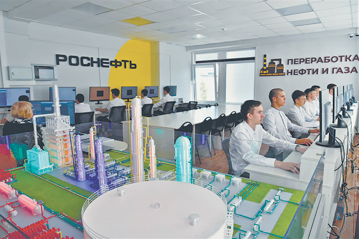 От обновления оборудования школ до переподготовки педагогов вузов