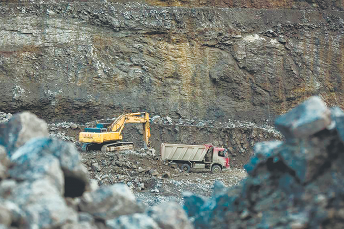 Добычу редкоземельных металлов в РФ увеличат по дорожной карте