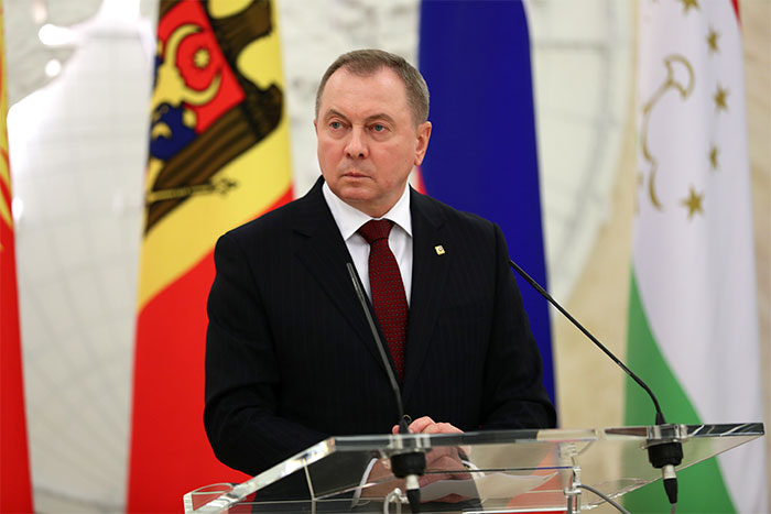 Сказ о том, что, по мнению главы МИД Белоруссии, украинский конфликт удобнее в Антарктиде обсуждать 