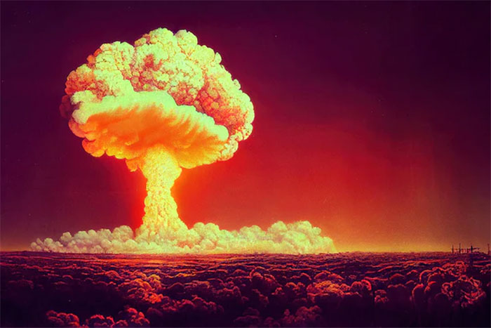 О ядерной угрозе и риторике власти